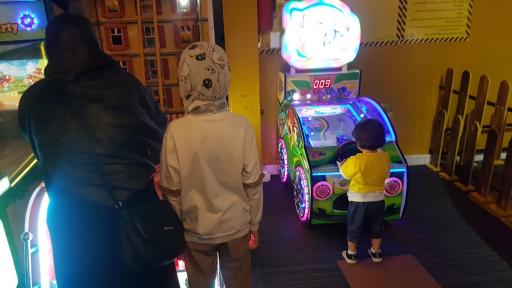 عکس شهربازی رنگین کمان