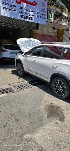 عکس تعمیر گاه حسینی