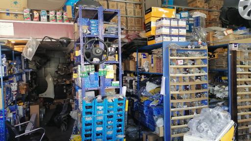 عکس لوازم یدکی پژوآریا 