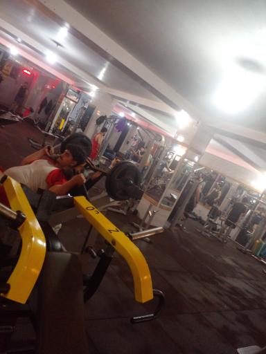 عکس آکادمی بدنسازی مبارز