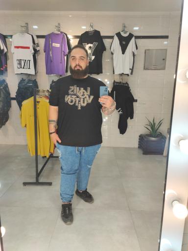 عکس سایز بزرگ حاجی لند