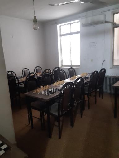 عکس باشگاه شطرنج نوین