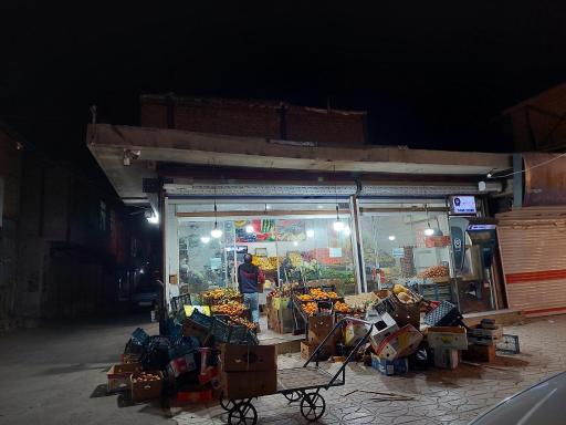 عکس میوه فروشی سجاد چگینی