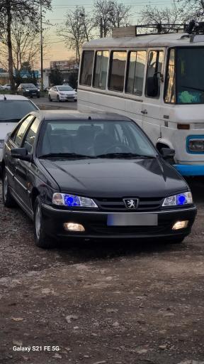 عکس مرکز تنظیم نور خودرو تزیین چی