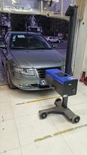 عکس مرکز تنظیم نور خودرو تزیین چی