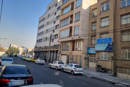 عکس دفتر اسناد رسمی شماره ۱۰۶۷ تهران