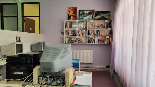 عکس دبیرستان دخترانه غیردولتی بهشت اندیشمندان