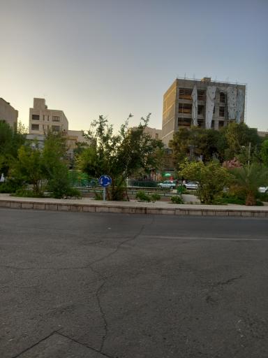 عکس میدان مادر