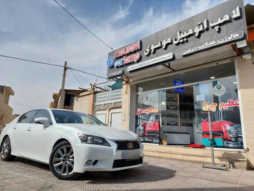 عکس لامپ اتومبیل موسوی