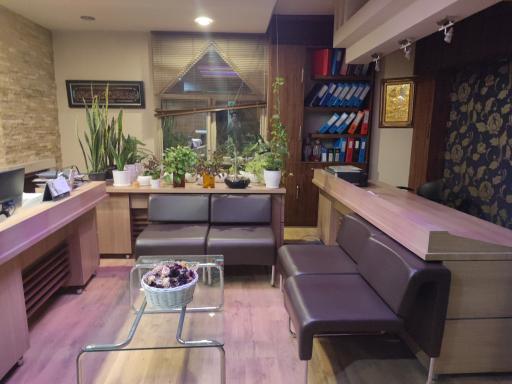 عکس نمایندگی بیمه نظری توکلی