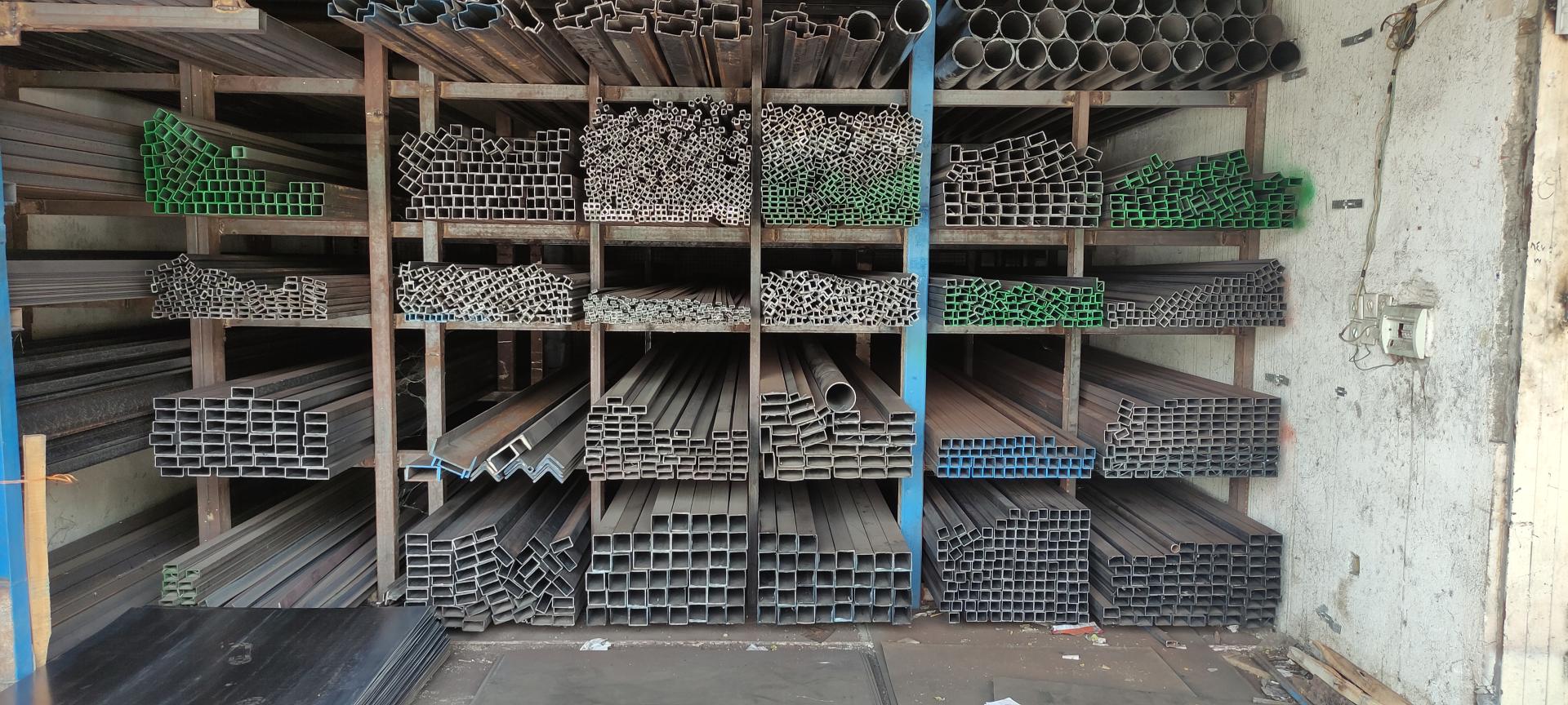 عکس آهن آلات اشجاری