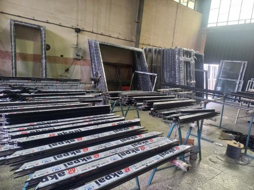 عکس کارن وین