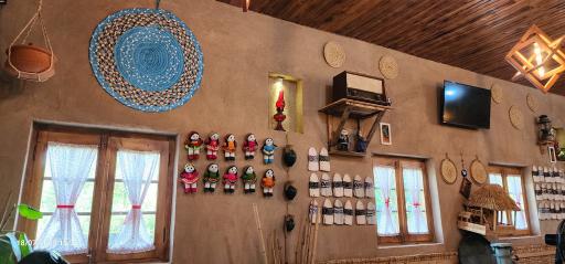 عکس رستوران محلی چیچیلاس