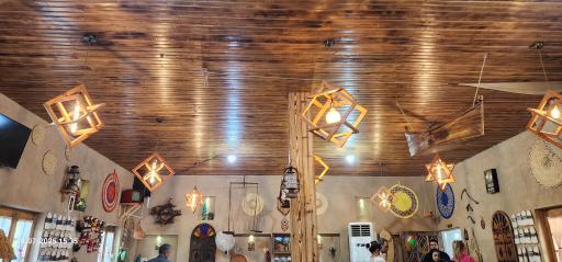 عکس رستوران محلی چیچیلاس