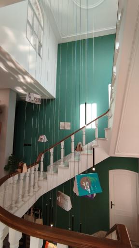 عکس کتاب اردیبهشت