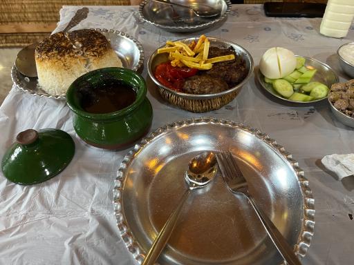 عکس رستوران محلی چیچیلاس