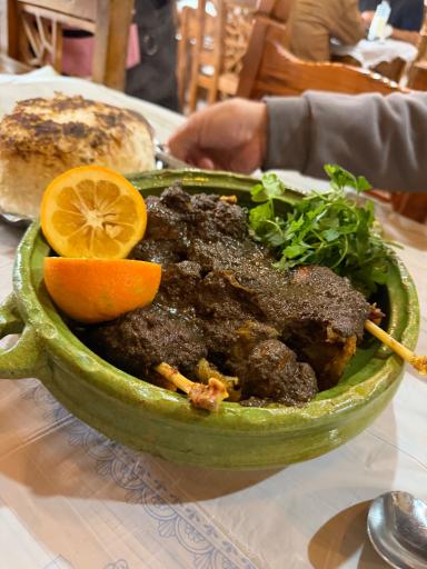 عکس رستوران محلی چیچیلاس