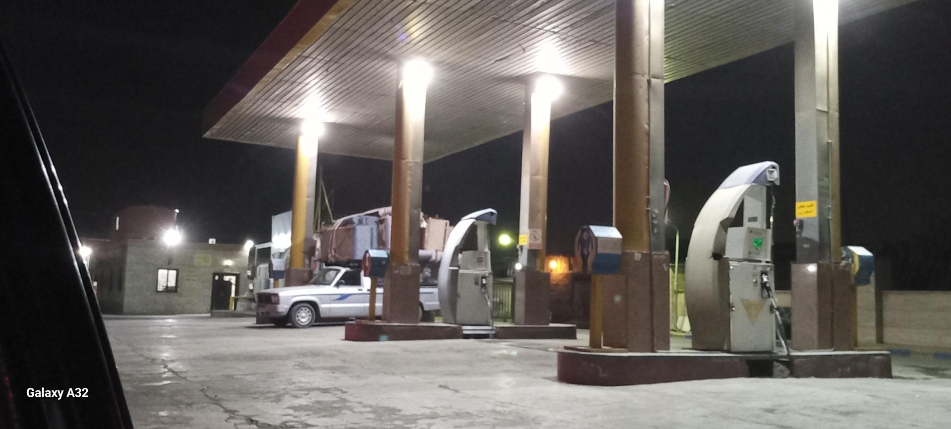 عکس جایگاه گاز CNG حسینی