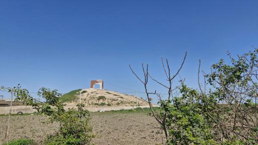 عکس یادمان شهدای گمنام نورالشهدا