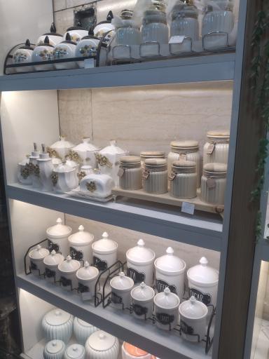 عکس لوازم خانگی عمو حسین 