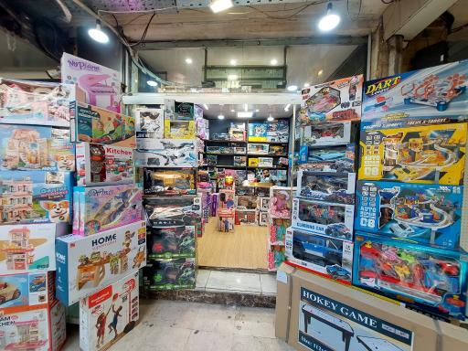 عکس فروشگاه اسباب بازی لوبی تویز 