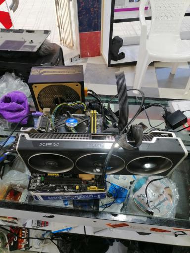 عکس لپ تاپ ماد (میلاد حسینی) 