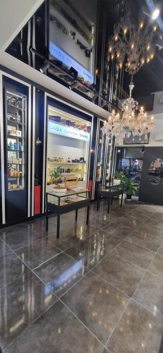 فروشگاه تخصصی پوست و مو رابو