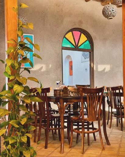 عکس رستوران سنتی لرگا