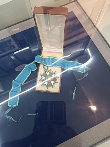 عکس کتابخانه موزه دکتر حسابی