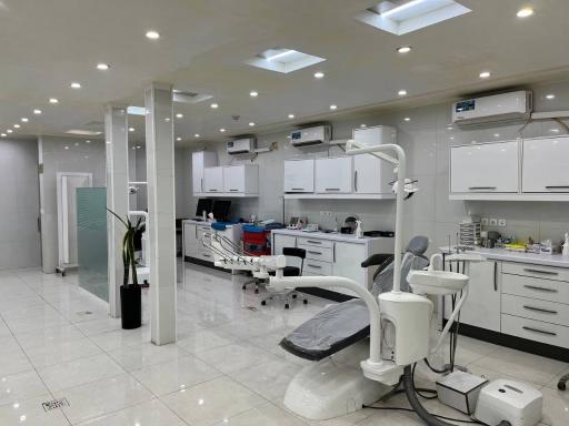 عکس کلینیک دندانپزشکی فروردین