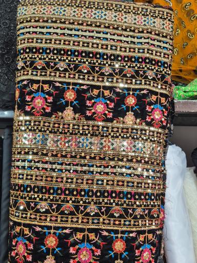 عکس پارچه سرای رضایی