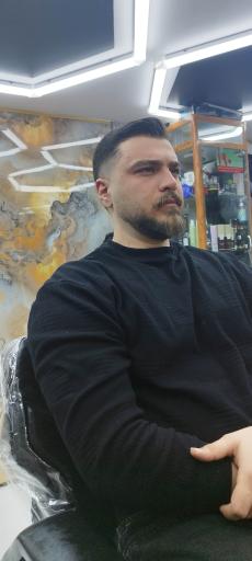 عکس اموزشگاه و ارایشگاه مردانه کاخ سبز