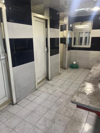 عکس سرویس بهداشتی