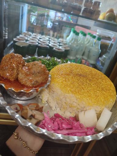 عکس کافه رستوران خانواده 