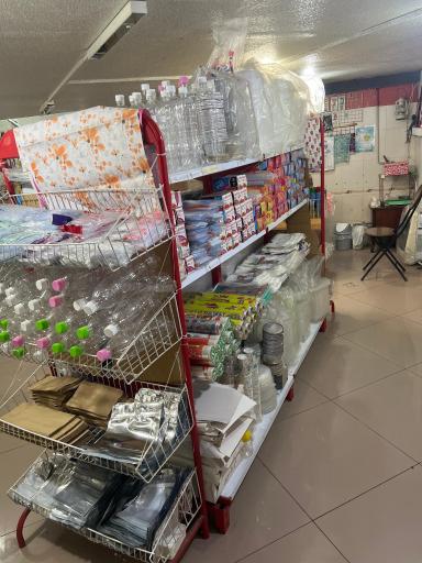 عکس ظروف یکبار مصرف همسفره