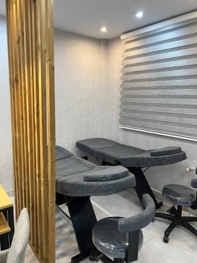 عکس سالن زیبایی سورن