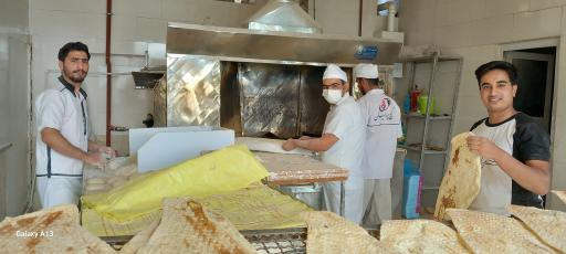 عکس نانوایی وکیل آباد