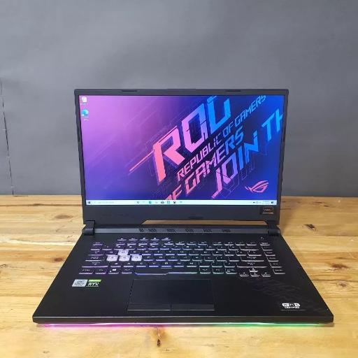 عکس فروشگاه موبایل و لپتاپ آرشام سیستم یزد