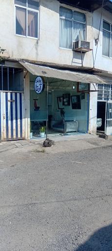 عکس آرایشگاه مردانه آرتا