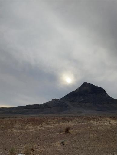 عکس کوه تخت رستم