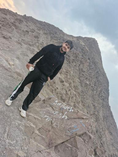 عکس کوه تخت رستم