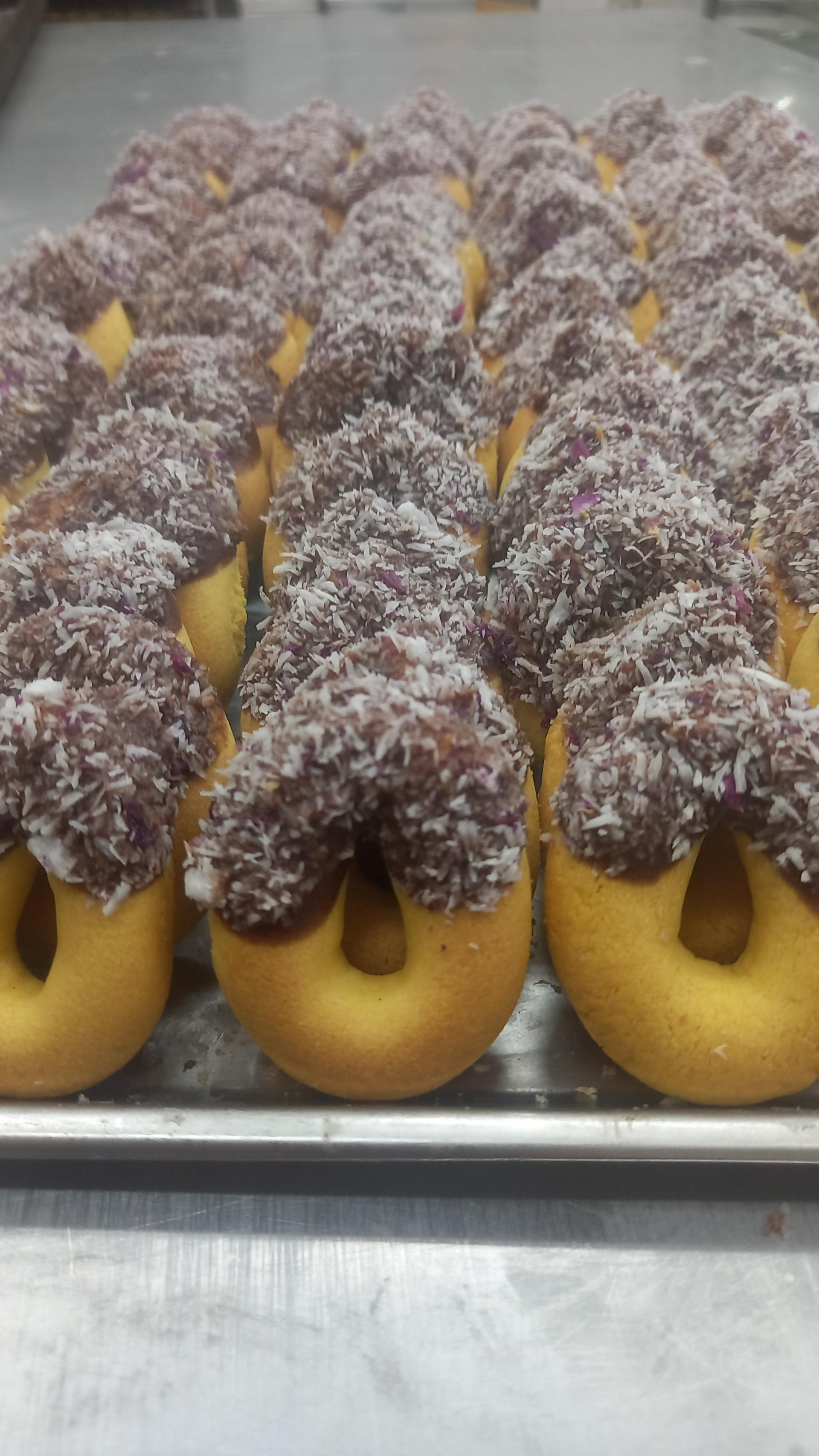 عکس شیرینی سرای سپاهان نوین