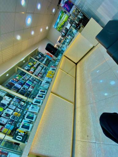 عکس موبایل نیوتل