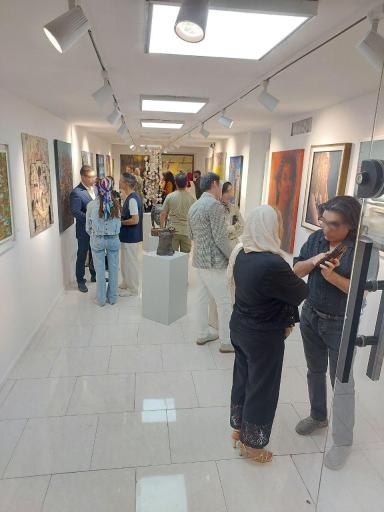 عکس کافه گالری هانیس