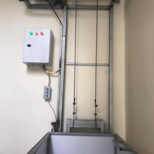 عکس نصب بالابر هیدرولیکی 