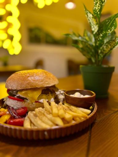 عکس کافه کاجین