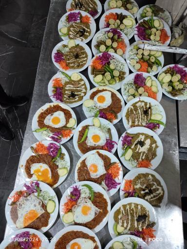 عکس باغ رستوران طبیعت