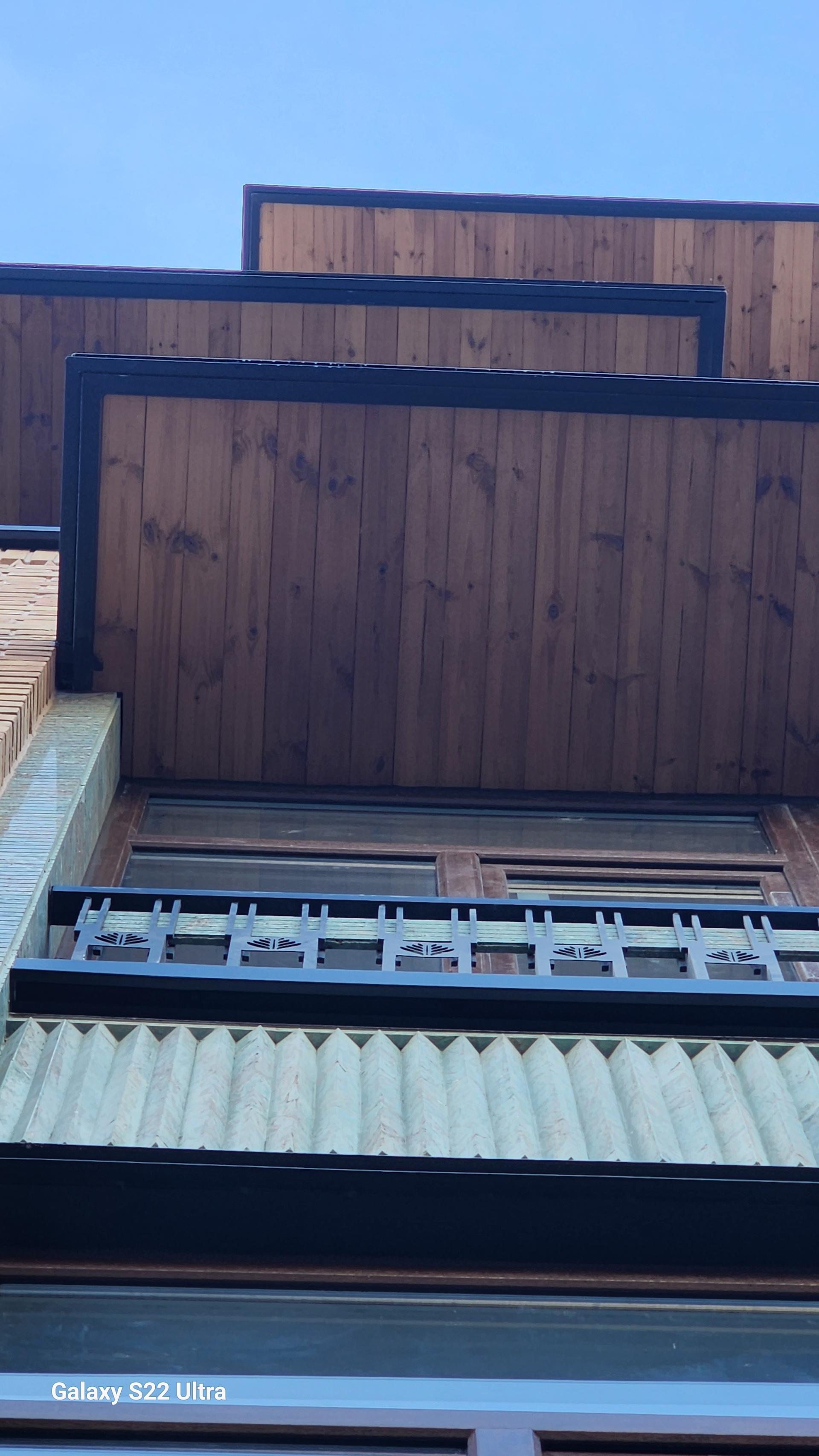 عکس ساختمان سپیدار