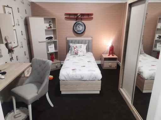 عکس یوشا گالری