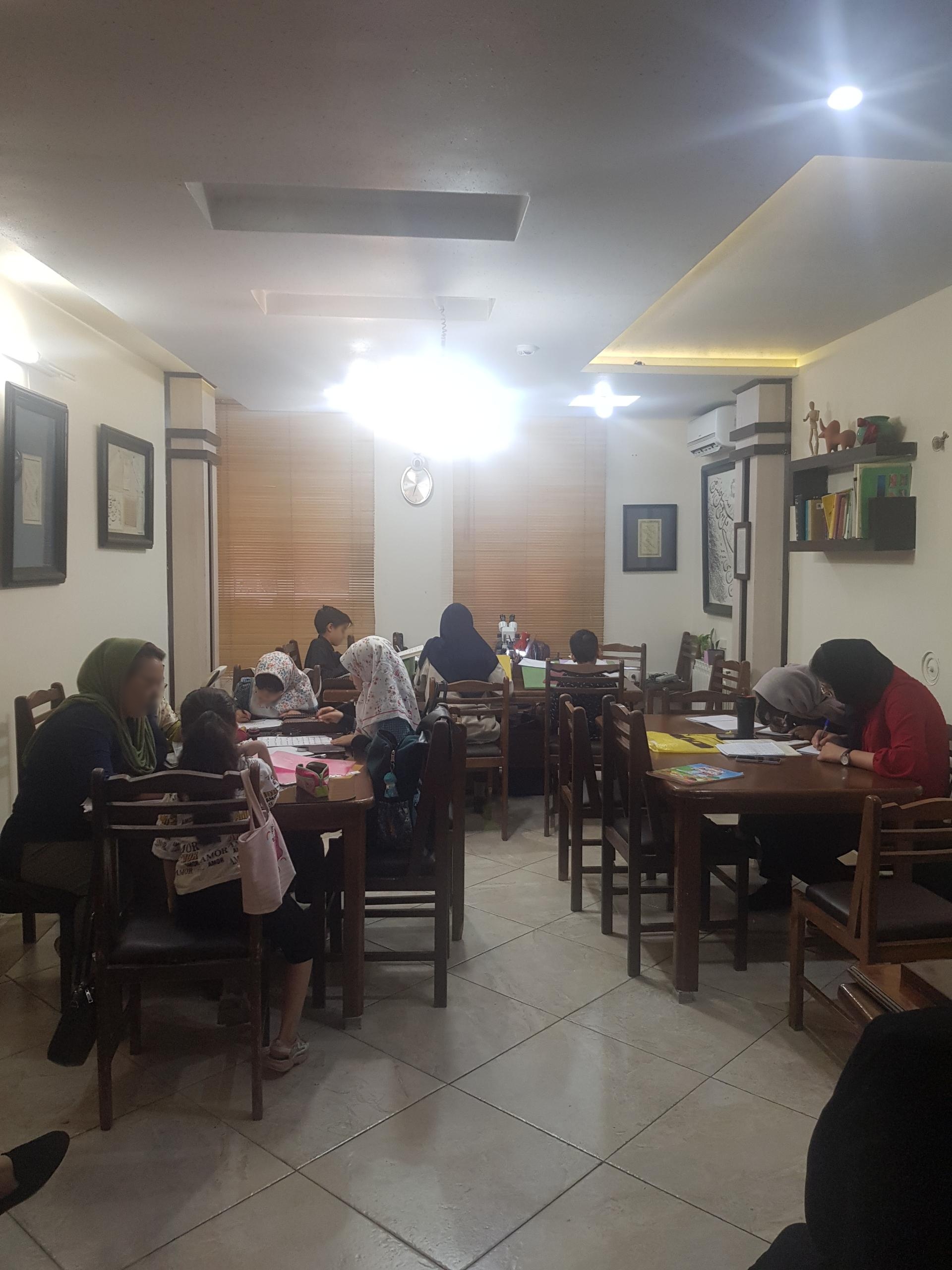 عکس آموزشگاه خوشنویسی و نقاشی ذوالریاستین